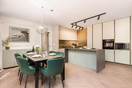 Abau Residence Apartment 50m to the sea