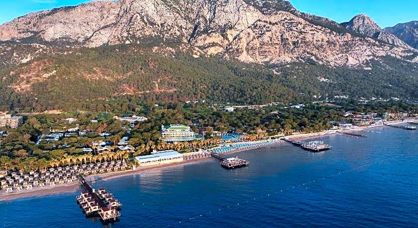 Nirvana Lagoon Luxury