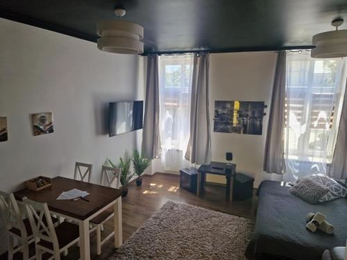 Apartament Azyl
