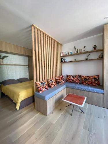 Studio avec terrasse