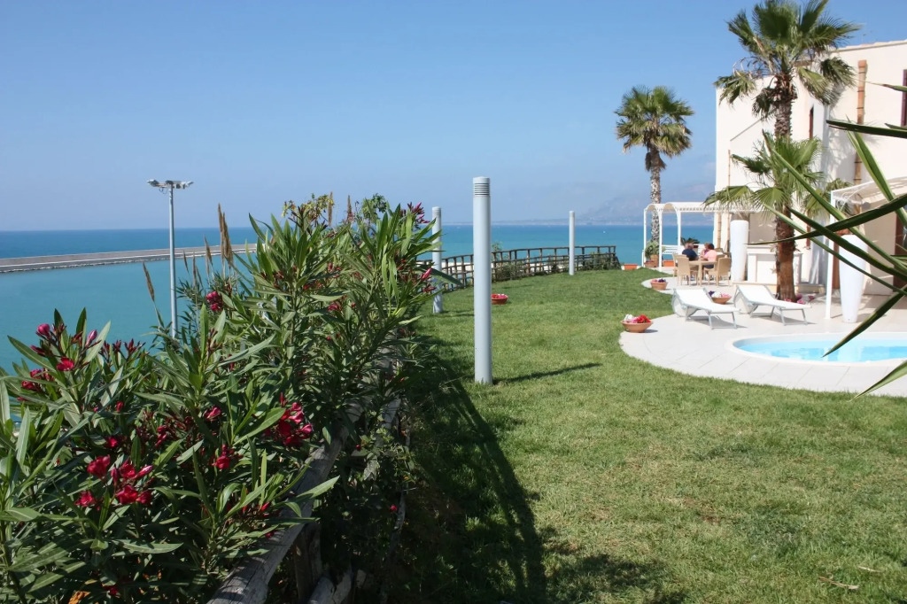 Marina Holiday Resort & Spa