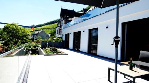 Moselufer Apartments