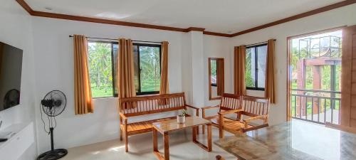 Casa Victoria Pension House-Star Maria