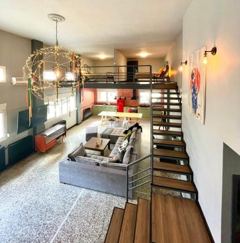 ?a?eµ??f? design,???????st? ?s??e?a µe???eta