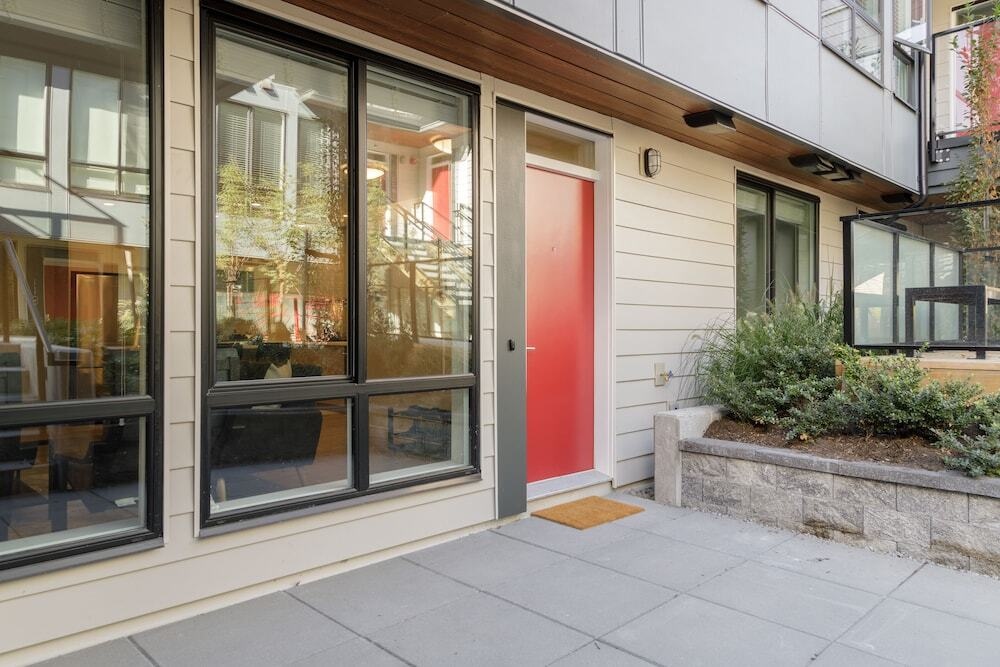 Lea Ave Coquitlam 116