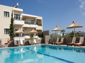 Dias Hotel And Apartments