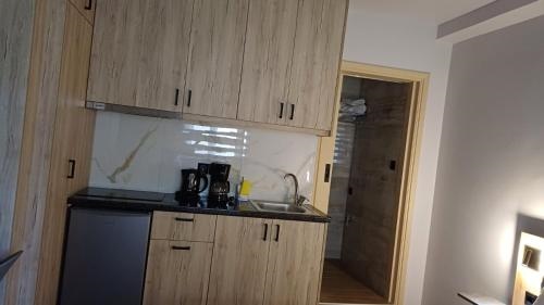 Alkiviadis Apartments Artemida