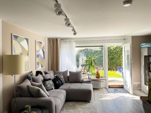 Cozy apartment with garden