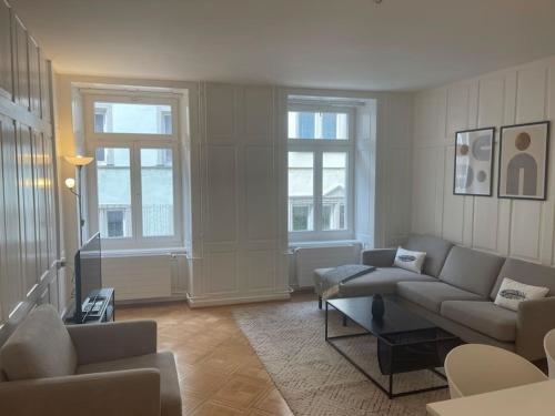 The R Apartment Munot Old Town