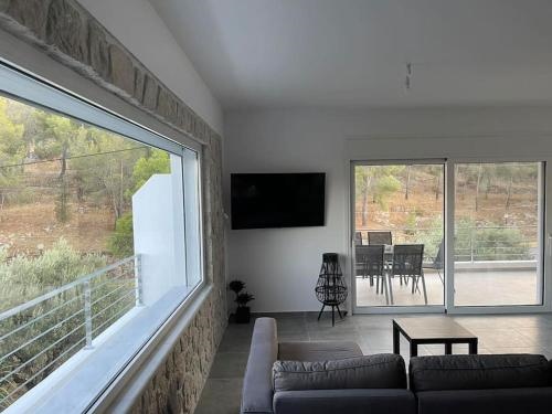 Serenity Brand new apartment in Ermioni Village