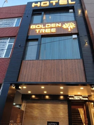 Hotel golden tree