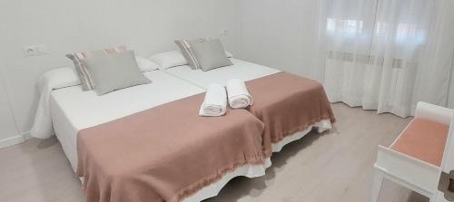 Alcaniz Flats Center