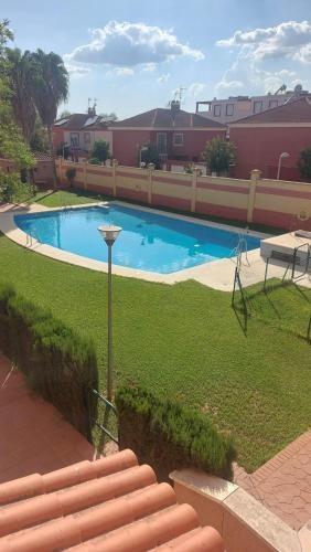 Apartamento con piscina Bormujos