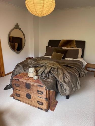 Room in Studio Serene Studio Retreat in Cygnet with Private Entrance