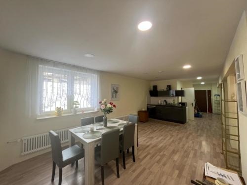 Ferienwohnung am Neumarkt