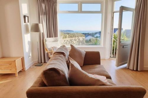 24 Cliff Apartment 3 Bed Ground Floor Sea Views