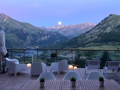 Las mejores vistas de Formigal se alquila 30 noches minimo disponible del 29 de noviembre al 7 de enero