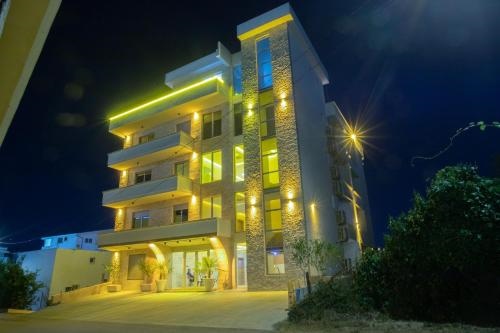 Amber Lux Apartments