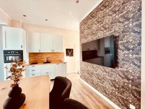 CASA REHSE I Loft-Apartment I kostenlos Parken & WLAN I Self-Check-in I OPNV I 65Zoll-TV