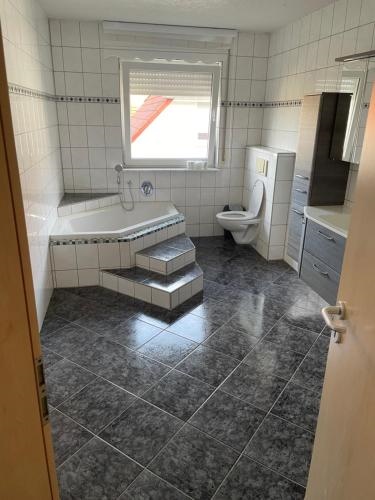 Kassel Lohfelden Monteur und Family Qualitat Schmidt ll