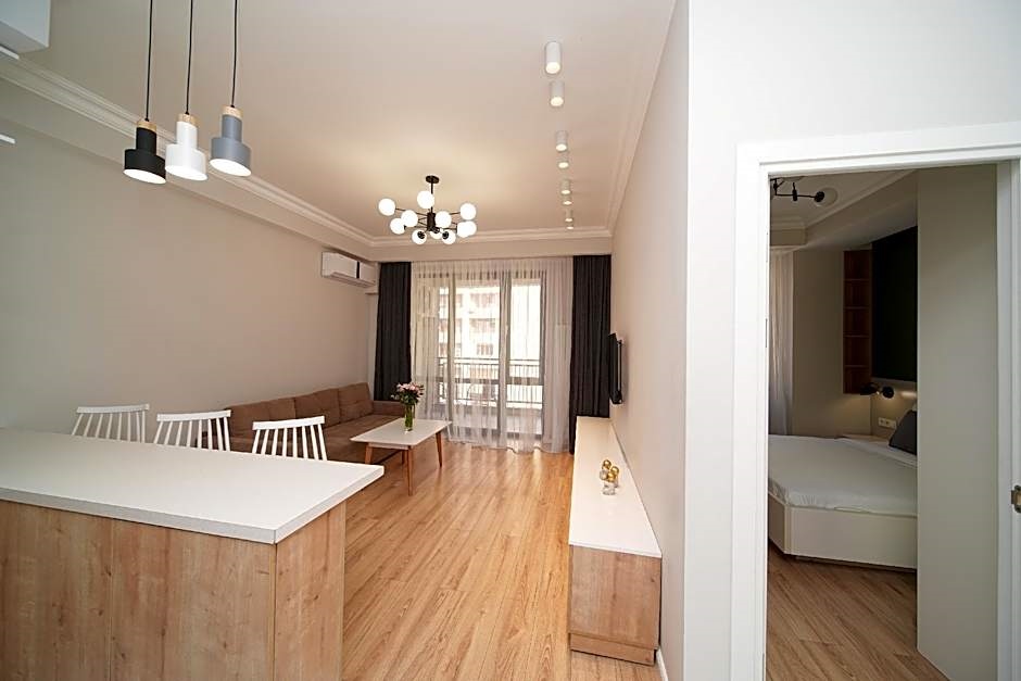 Suite apartments in downtown by Sweet Home