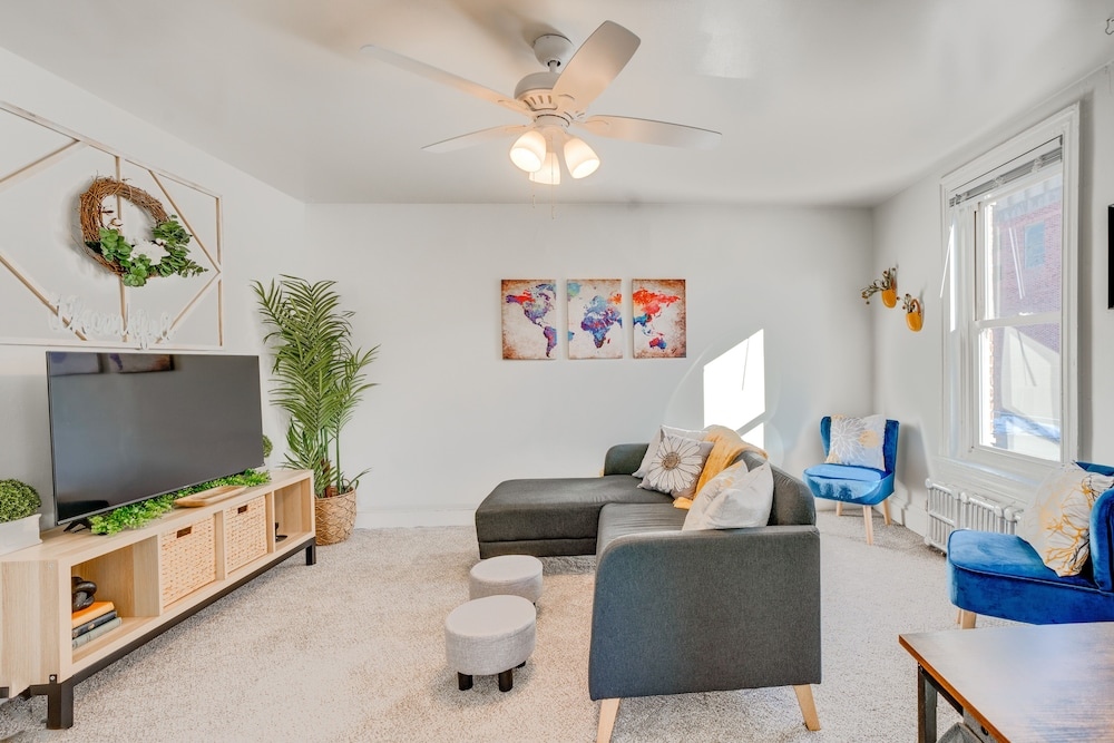 Charming Pottstown Apartment - Walk To Town!