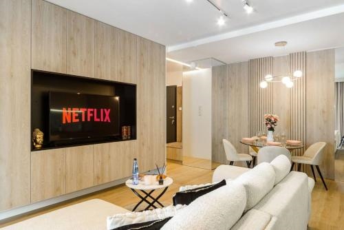 Lumina premium apartments with parking Manufactura