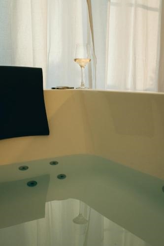 MarArt the living art stay