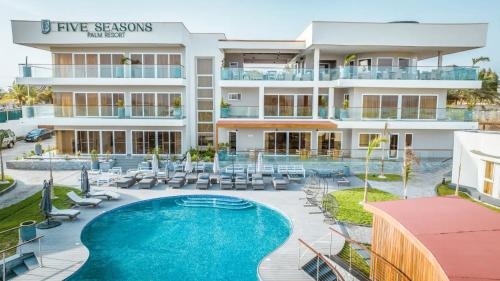 Five Seasons Palm Resort