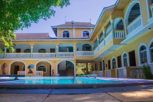 Manyatta Hotels and Apartments