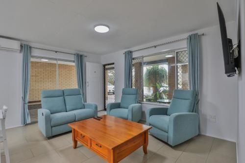 Beachside Units in the heart of Bargara