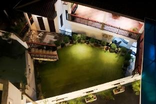 Ark Cabin Homestay Kandy