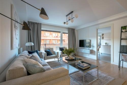 AkomodaT en luminoso y acogedor cercano a la playa y Bilbao