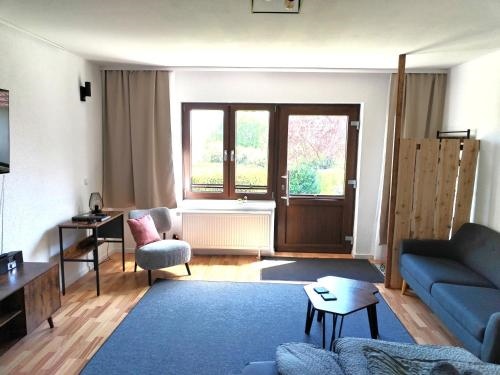 Hochland 21 (Adults Only)