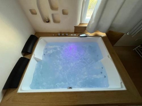 Casa Mediterranea Jacuzzi riscaldata con Caminetto