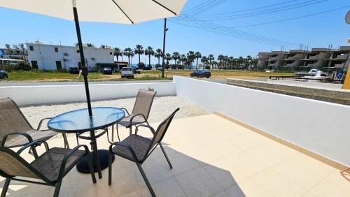 Beach Love BeachFront Apartment