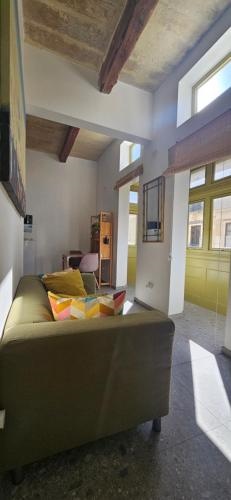 Gunlayer Apartments Flat 3