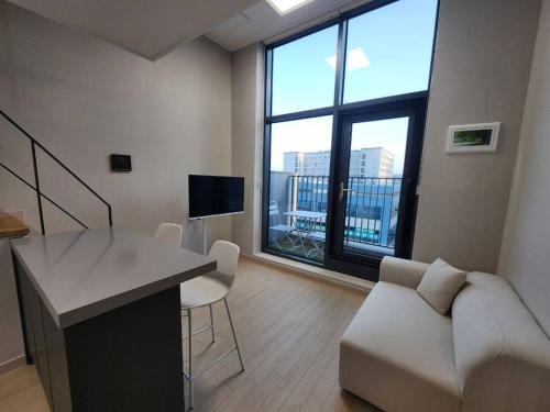 Cheonan Buldang dong Terrace House