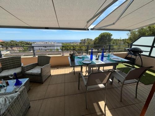 BANDOL Magnifique appartement Vue mer Residence Blue Bay
