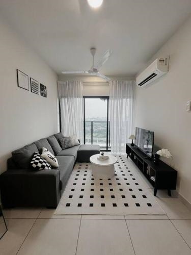 Modern #CityView Majestic Maxim Near UCSI, KL, MRT