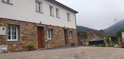 Alojamientos El Castro