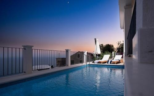 Lux & View - Sveta Nedjelja