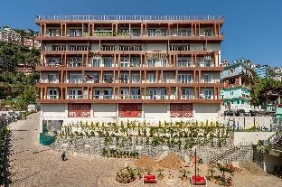 Rizell Alexis - A Cozy 2BHK Apartment