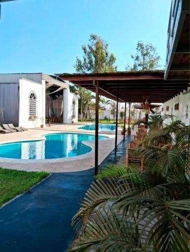 Punto Sur Lodge - Chincha