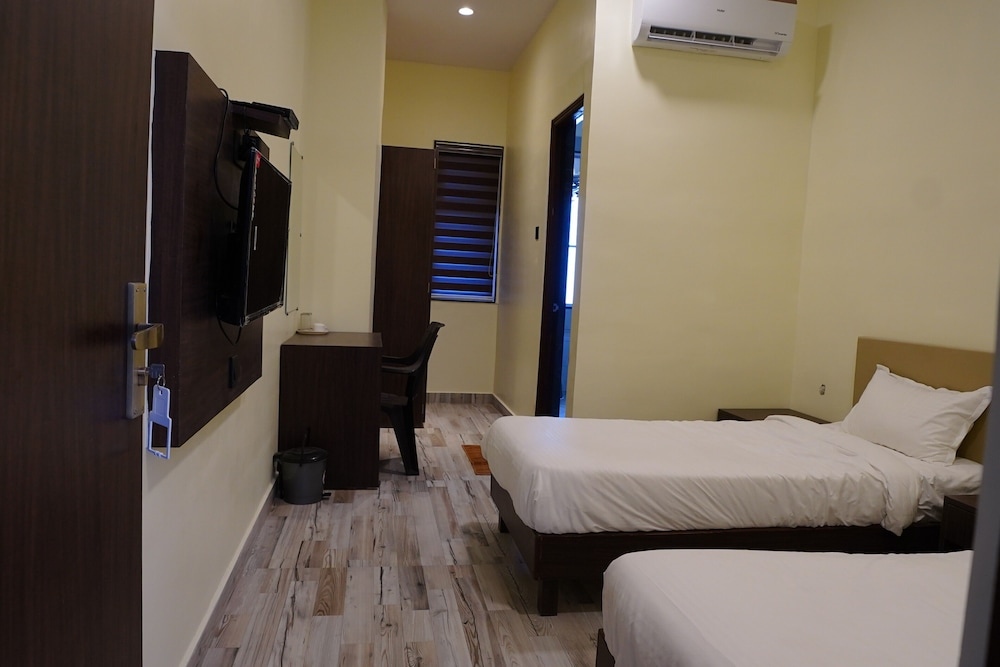 Hotel Radhe Inn