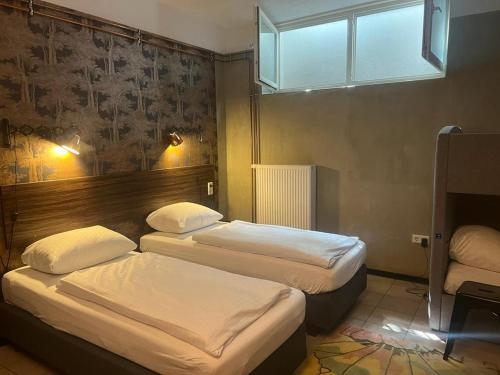 Koby Work&Stay Souterrain Apartment, WiFi&Komfort