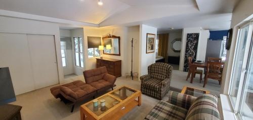 Garden Retreat in West Vancouver