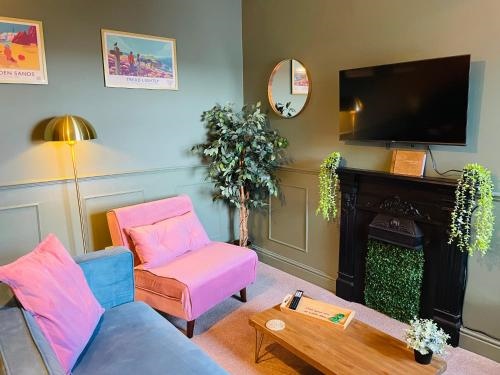 Ffau Bach - Little Den