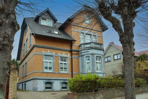 Ferienwohnung -Villa Am Stadtpark- Blankenburg mit Balkon und Sauna
