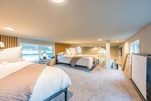 Rainforest Tiny Home Retreat 29